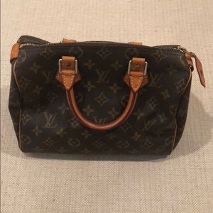LOUIS VUITTON SPEEDY 30